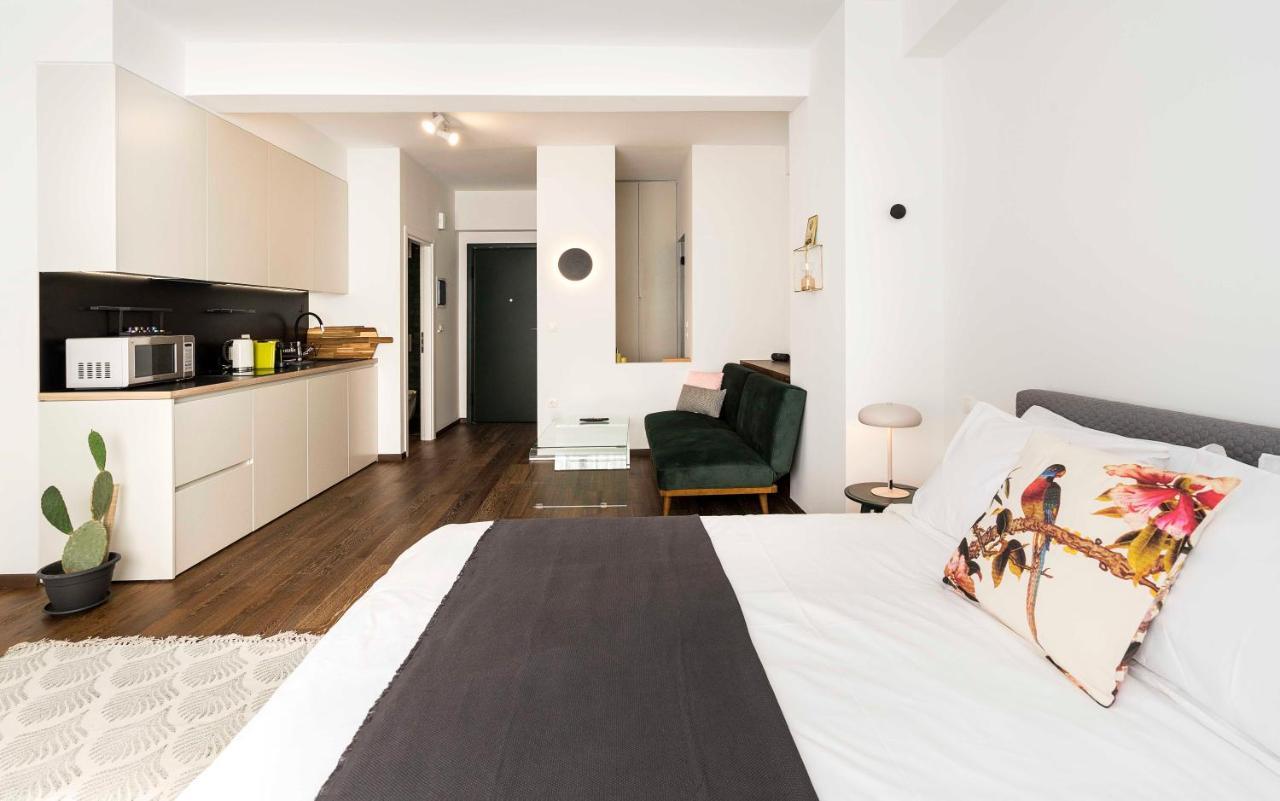 Athens' Best Location- Stunning & Spacious Studio Exteriör bild
