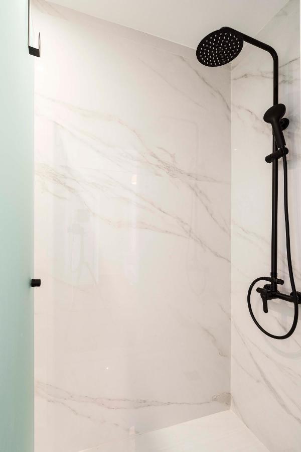 Athens' Best Location- Stunning & Spacious Studio Exteriör bild